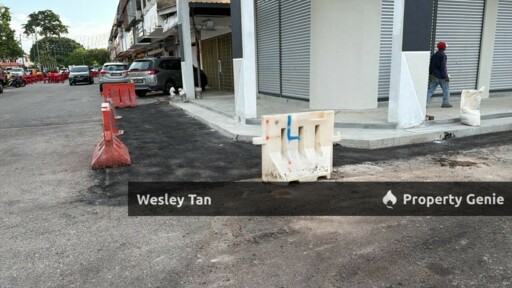Kota Laksamana Commercial Build Near Jonker Grd Floor 29x80 For Rent