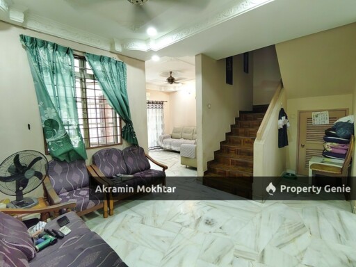 Freehold & Facing Open | Double Storey Jalan Putra Permai, Seksyen 10 Putra Heights