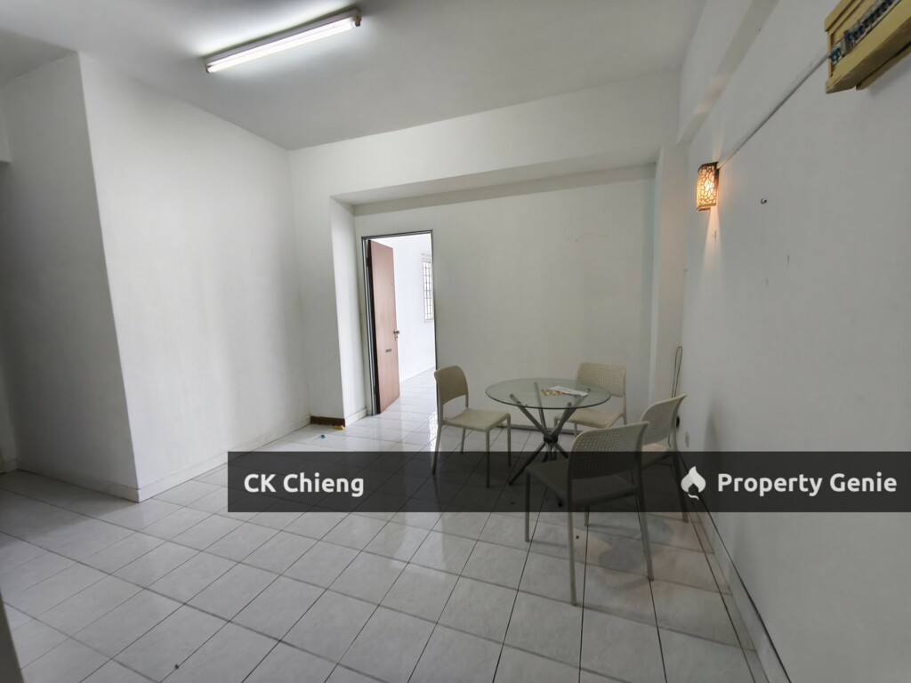 Ridzuan Condo, Below Market Bumi Lot, 931sqft 3 Rooms, Bandar Sunway PJS10