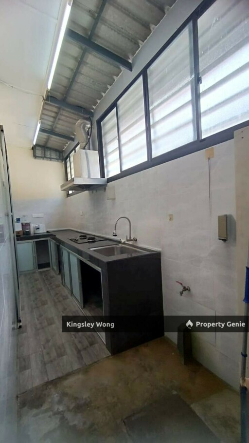 Station 18 Pengkalan Ipoh Double Storey Terrace House Renovated Near Mall Schools Industry