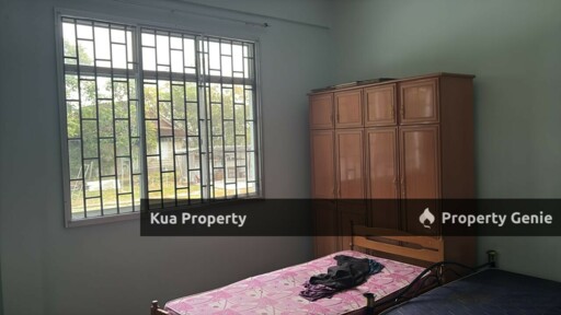 Double Storey Semi-Detached House at Sri Aman, Jalan Brayun