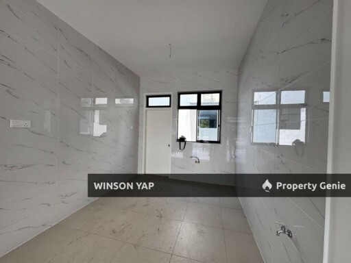 2 Storey Terrace House Kaze Hill Ulu Tiram Brand New Unblock view Wide