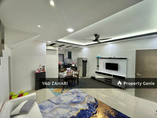 Rentak Perdana, LBS Alam Perdana, Puncak Alam | 2-Storey Terrace 4 Bedrooms | RM450K - Semi Furnished with Good Condition and Gated Guarded