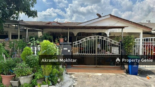 Extended | Single Storey Terrace Taman Kinrara, Seksyen 2, 47180 Puchong, Selangor