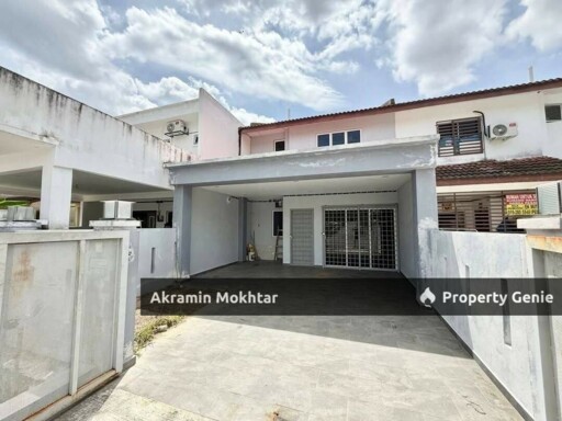 Freehold, Fully Renovated & Extended | Double Storey Terrace Jalan Kemboja Bukit Sentosa Rawang