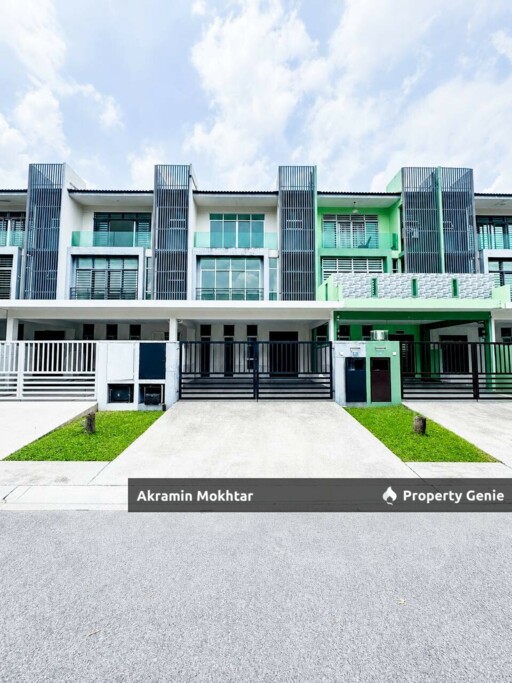 Freehold | 3 Storey Terrace Bangi Avenue