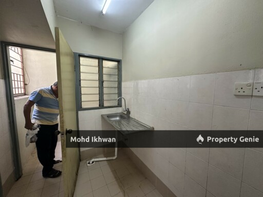 Semarak Apartment Setia Alam Open for Hostel