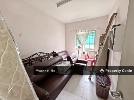 1st Floor Corner Pangsapuri Pendekar Taman Tun Perak Cheras near BTHO