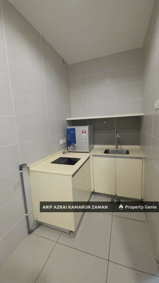 [Partially Furnished] Studio for Rent at 3 Elements, Seri Kembangan | 2 Car Parks | RM1,120