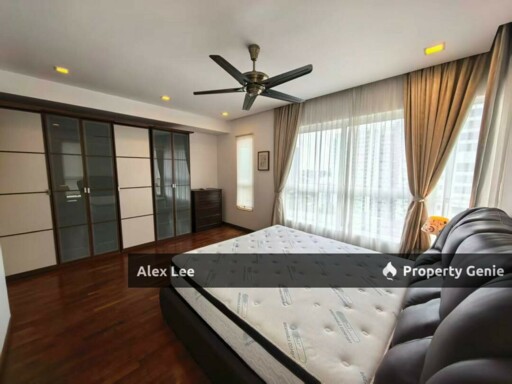 Hijuan Kiara Luxury Condominium Mont Kiara Spacious Modern Unit With Fully Furnished Move In Ready 3 Bedroom Condo High Floor City View Near International Schools Shopping And Public Transport