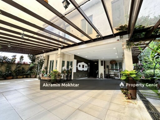 CORNER NICE RENOVATED & EXTENDED 2 STOREY SEMI D HOUSE SS4 KELANA JAYA  SELANGOR