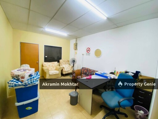 FREEHOLD | SINGLE STOREY SHOPLOT GARDEN AVENUE SEREMBAN 2