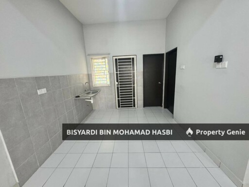 2 Storey Terrace Taman Ruby, Dengkil .