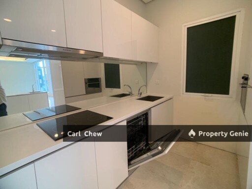 Comfort and Convenience: Quadro Residence @ KLCC for Sale