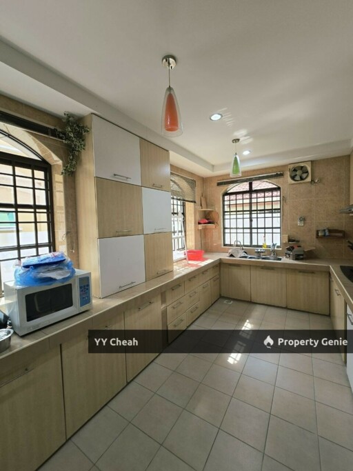 Bercham 2 storey Bungalow For Sale, Great Location, Near wet market, Spacious