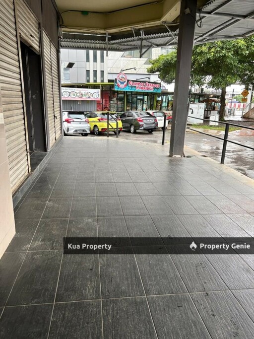 Jalan Simpang Tiga Main Road, opposite The Spring