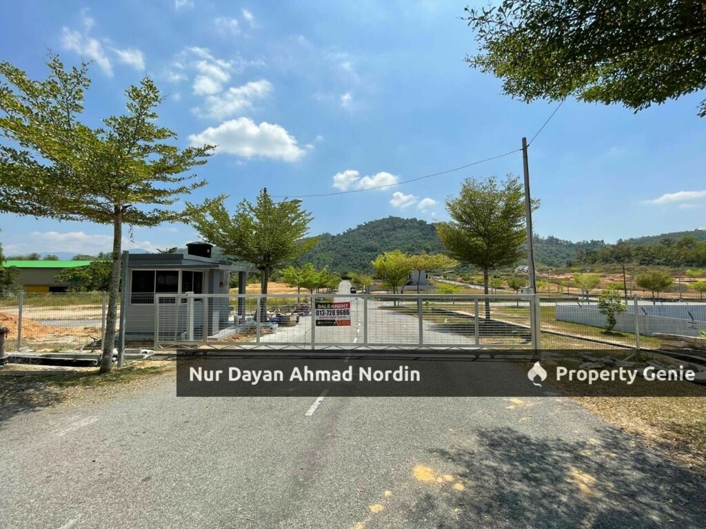 Tanah Lot Banglo Desa Haneco