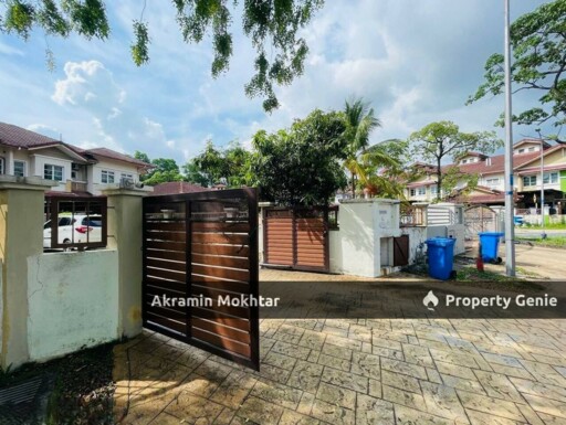 FACING OPEN & RENOVATED | DOUBLE STOREY TERRACE HOUSE JALAN KRISTAL FASA 3B SEKSYEN 7 SHAH ALAM