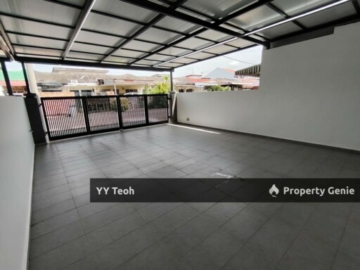 Ujong Pasir Single Storey Terrace