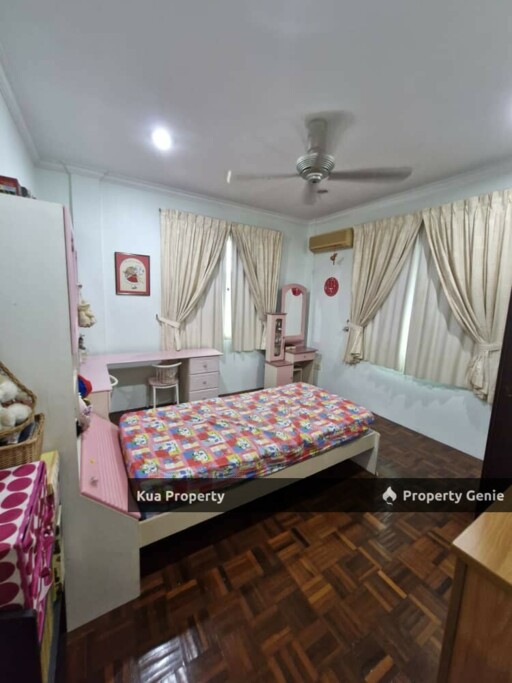 For Sale! BELOW MARKET VALUE! Double Storey Semi Detached House  at Taman Woodland, Stutong