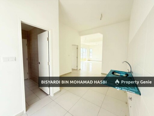 CORNER & FACING PLAYGROUND 2 Storey Terrace Tiara Sendayan, Labu Seremban.