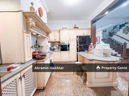 FREEHOLD, CORNER UNIT & RENOVATED | Double Storey Semi-D Taman Andaman Ukay, Ukay Perdana