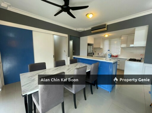 One Jelatek Residence Fully Furnished Condominium  with 2 Car Park Walking Distance to LRT Station