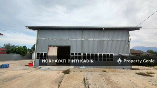 (TURUN HARGA & JUAL HARGA RUGI) TANAH 2 LOT DAN WAREHOUSE TEPI JALAN PANTAI KG SURA TENGAH DUNGUN, TERENGGANU
