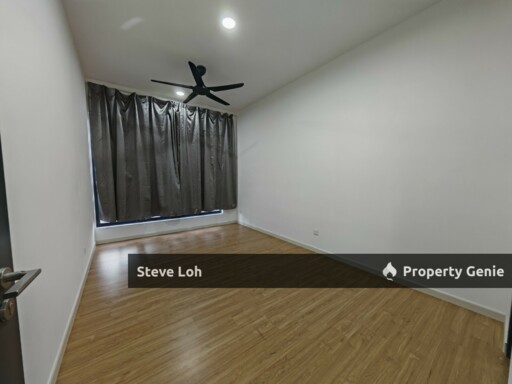 4bedroom Large Unit Next to Velocity Mall & MRT