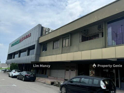 Taman Sentosa @ Jalan Sutera / Double Storey Shoplot / Facing Main Road /