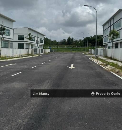 Taman Impian Emas Adjoining Semi Detached Light Industrial Factory