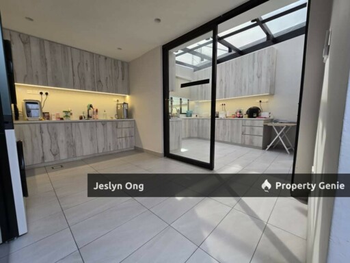 Single-Storey Bungalow @ Taman Majidee for Sale & Rent