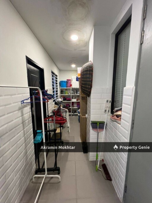 RENOVATED & PARTIALLY FURNISHED | 2 Storey Terrace Taman M Aruna, Saujana Rawang