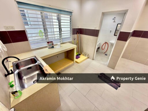FACING OPEN, END LOT & RENOVATED | 2 Storey Terrace Vista Hill Bandar Mahkota Cheras, Cheras Selangor