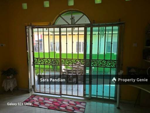 Spacious Corner Bungalow at Kg Tawas Ipoh