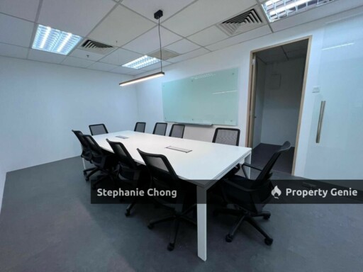 KLCC Office Fully-Furnished Newly-Renovated 📍 Wisma UOA Centre, Kuala Lumpur 🚆 Monorail LRT MRT