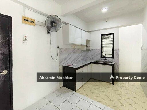 Freehold & Partially Furnished | Shop Apartment Taman Impian Indah, Seri Kembangan