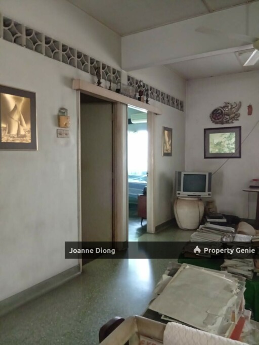 Double Storey House Paramount Garden