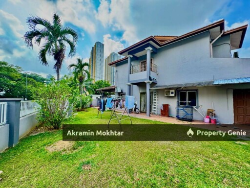 CORNER LOT Double Storey Terrace Seksyen 5 Bandar Baru Bangi with Huge Land Area