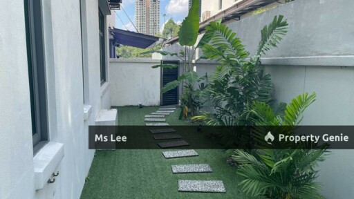 3 Storey Detached House - The Residence @ Mont Kiara -  Private Pool & Garden