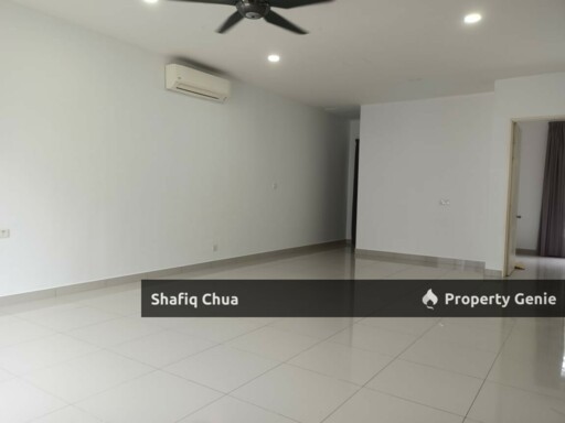Well Kept 3 Storey Link House Sunway Eastwood, Seri Kembangan For Sale