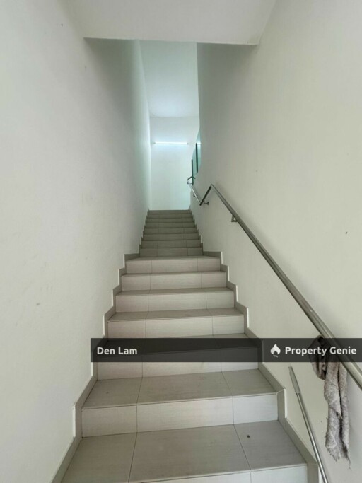 Bandar Sri Sendayan 2sty House Below Value For Sale !!