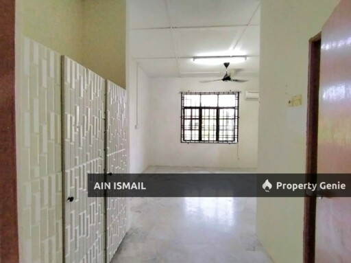 BANGLO TAMAN PERDANA, PERAMU PEKAN, PAHANG