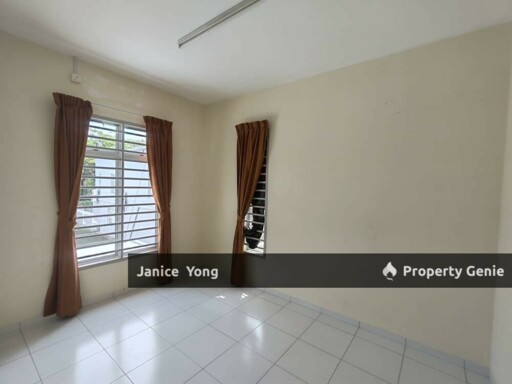 Dictyo Alba @ Setia Tropika End Lot