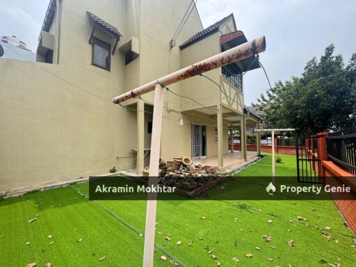 FREEHOLD & REFURBISHED | DOUBLE STOREY CORNER LOT SS1 KAMPUNG TUNKU, PETALING JAYA