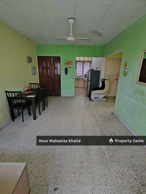Kastella Court Apartment, Jalan Padang Tembak, Air Hitam Peneng.