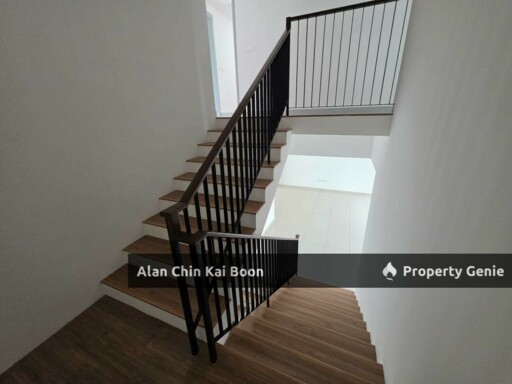 East 57 Melawati 3 Storey Superlink For Sale