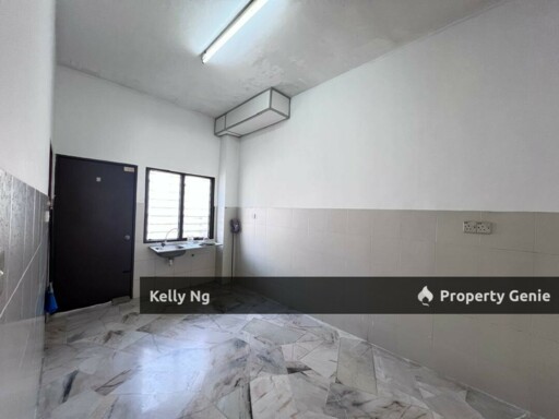 2 Sty House At Taman Indah Klang For Rent