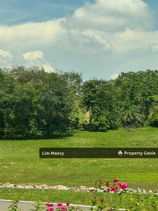 Kempas Medium Industrial Land Facing Highway