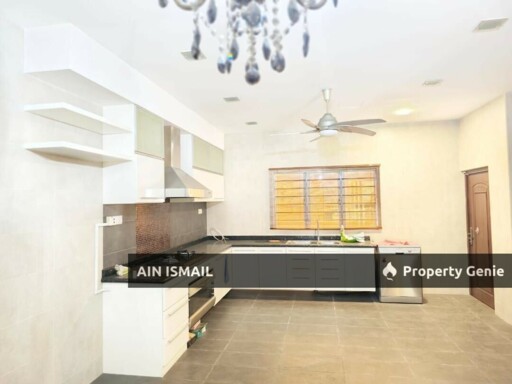 SEMI-D DOUBLE STOREY BUKIT ISTANA near KOTASAS, KUANTAN [RENOVATED & BELOW MARKET]